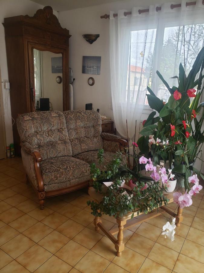 Chambre Chaleureuse A La Campagne Apartment Марен Екстериор снимка